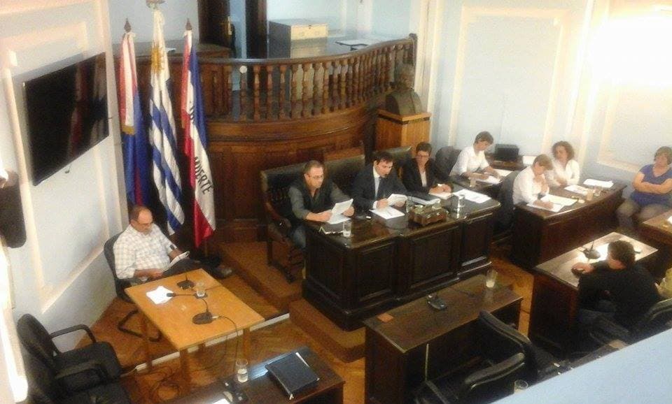 Sesiona en Colonia la Junta Departamental