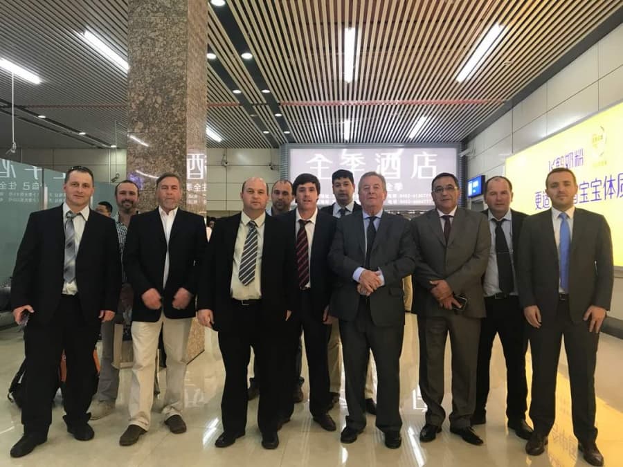 Gira oficial en China: Moreira y empresarios
