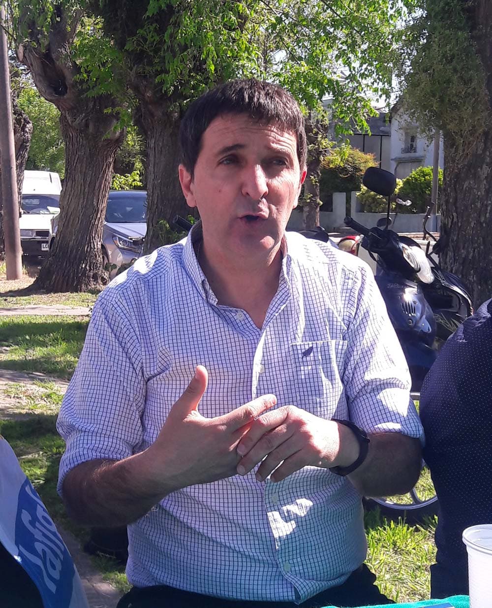 Iafigliola va por todo en Colonia
