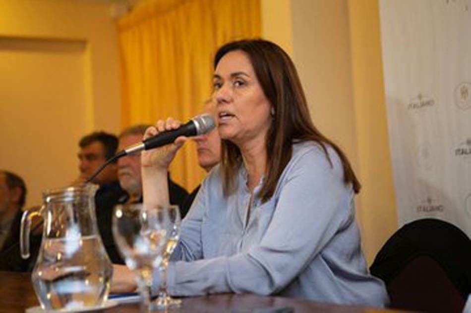 De Lima candidata: es oficial