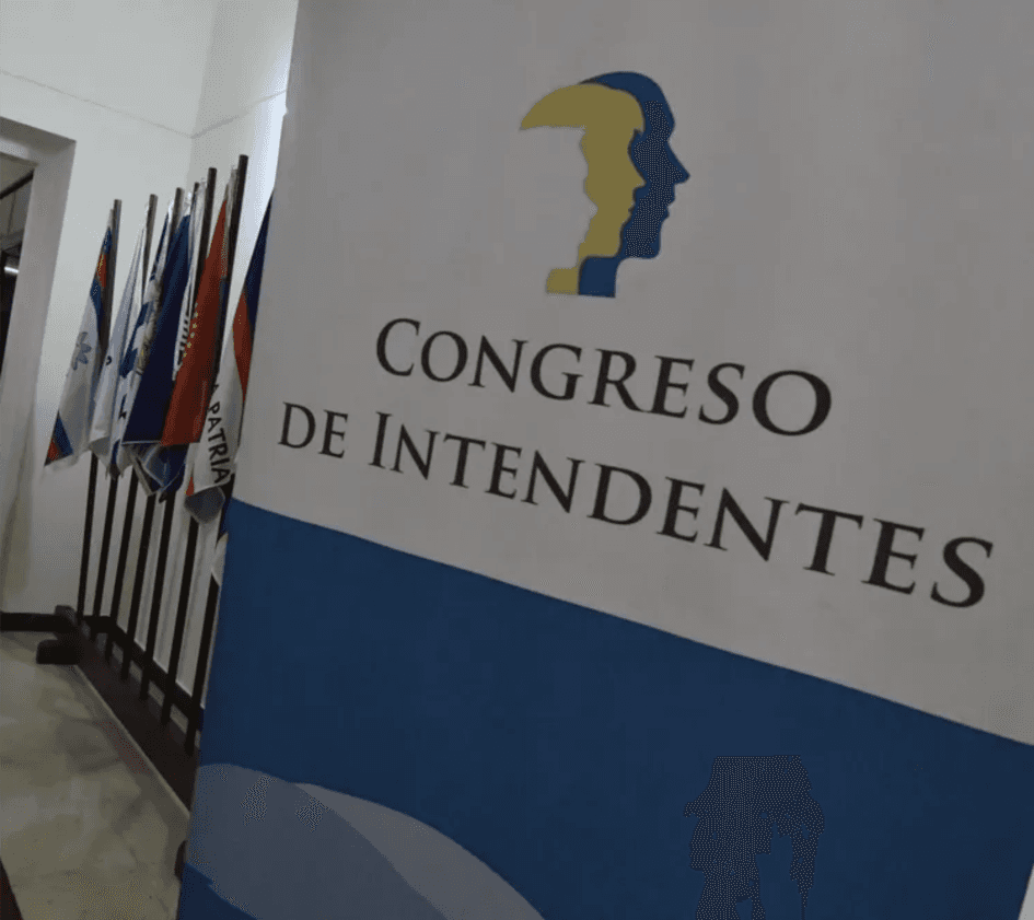 El Congreso de Intendentes recibe a autoridades nacionales