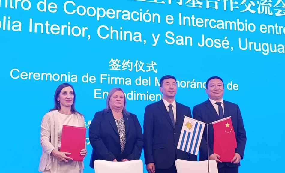 San José: intendenta Bentaberri realiza visita oficial a la República Popular China
