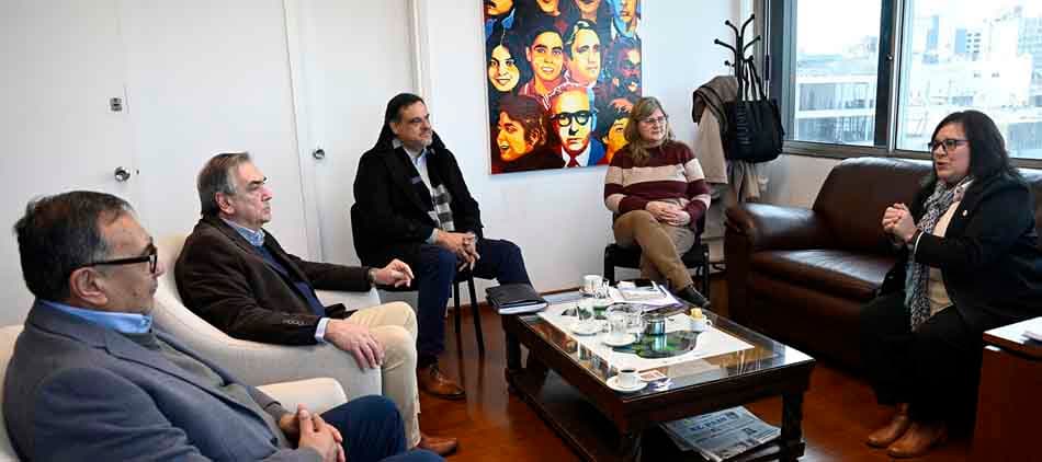 Intendencia y MEC acuerdan impulsar nuevos usos para Casa Pou y la ex Usina del Real de San Carlos
