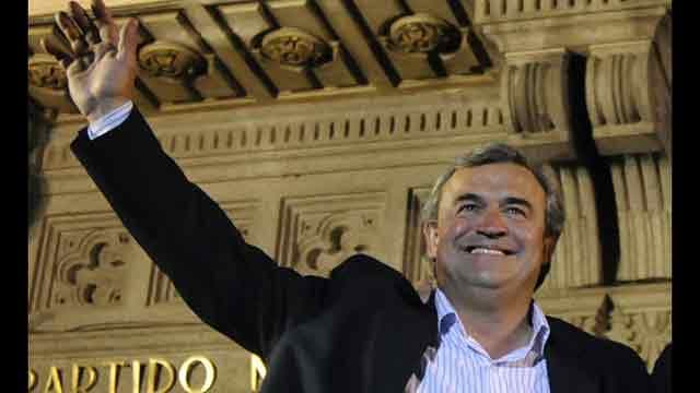 Si se mueve es Larrañaga
