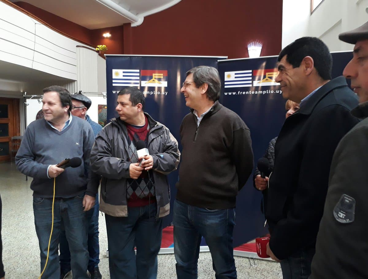 En el FA, Sendic pasó para el 9