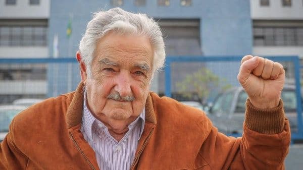 Mujica visitó a Lula