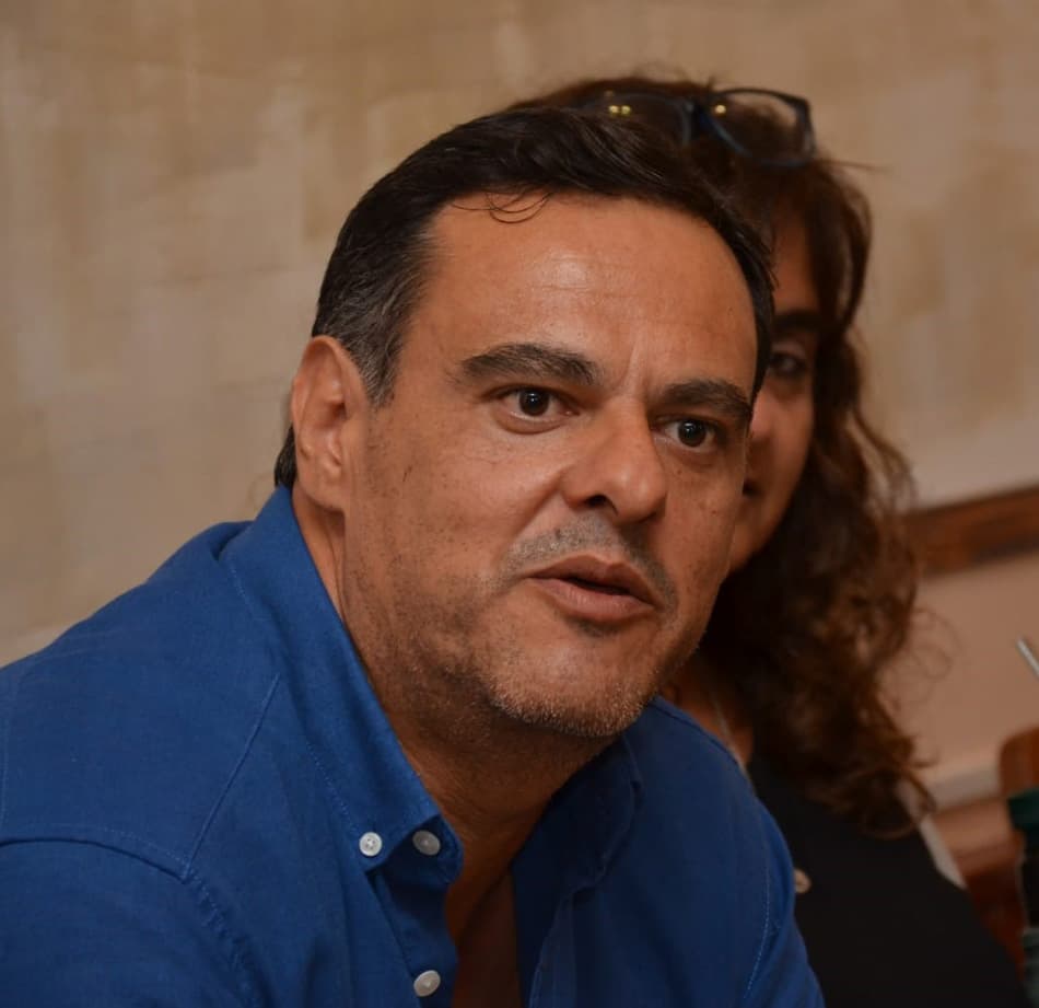 Alfredo Martínez se reunió con vecinos