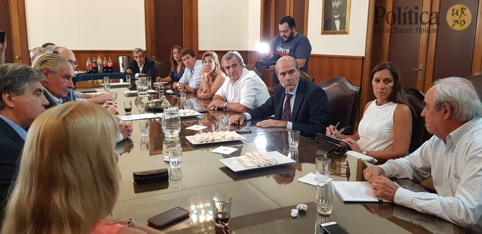 Larrañaga se reunió con Cámara de Comercio