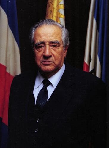 Homenaje a Carlos Julio Pereyra