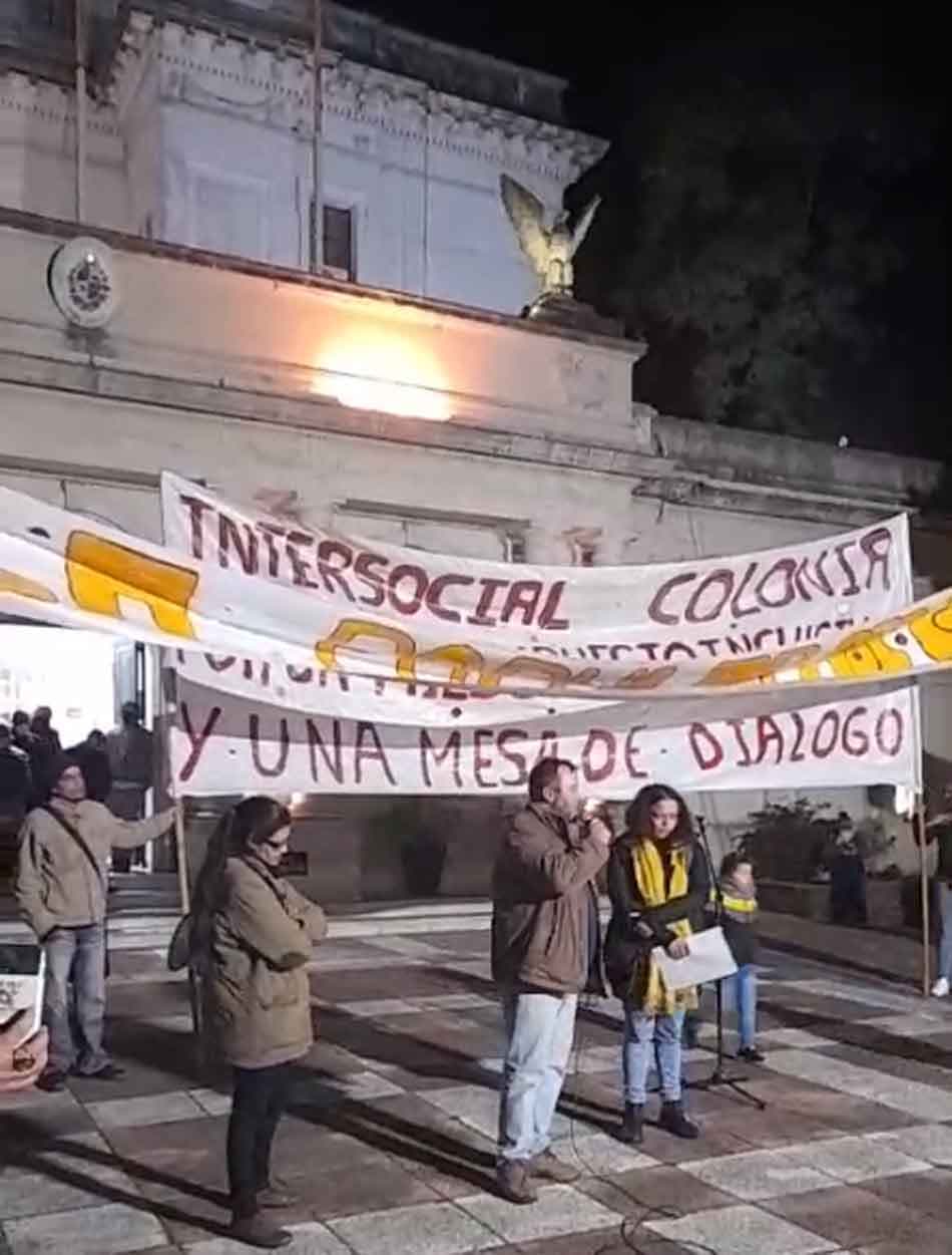Un Presupuesto entre carteles y bocinazos