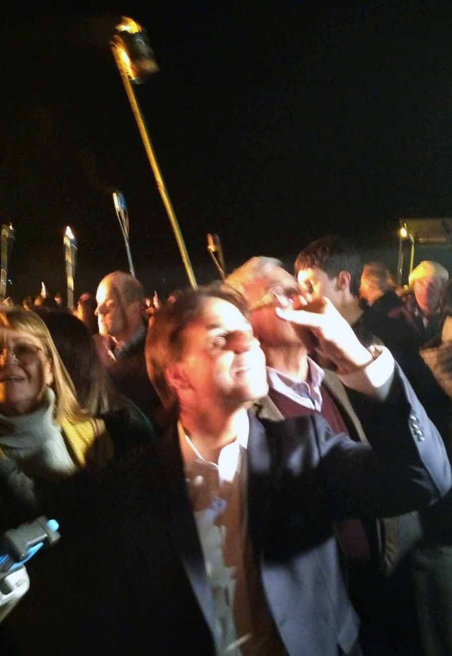 Lacalle Pou y las antorchas de Villa La Paz