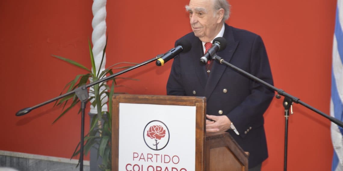 Sanguinetti: horas de prueba y de grandeza