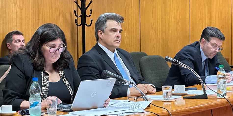 Camy planteó a Caggiani mejoras edilicias para la Escuela 126 “Guillermo Tell” de Nueva Helvecia