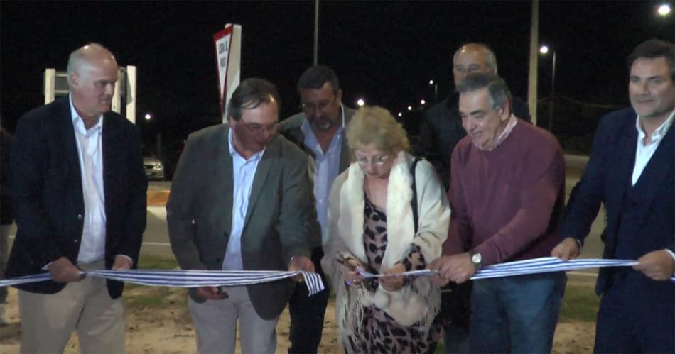 Colonia: Ministro Falero firmó 7 convenios e inauguró luminarias