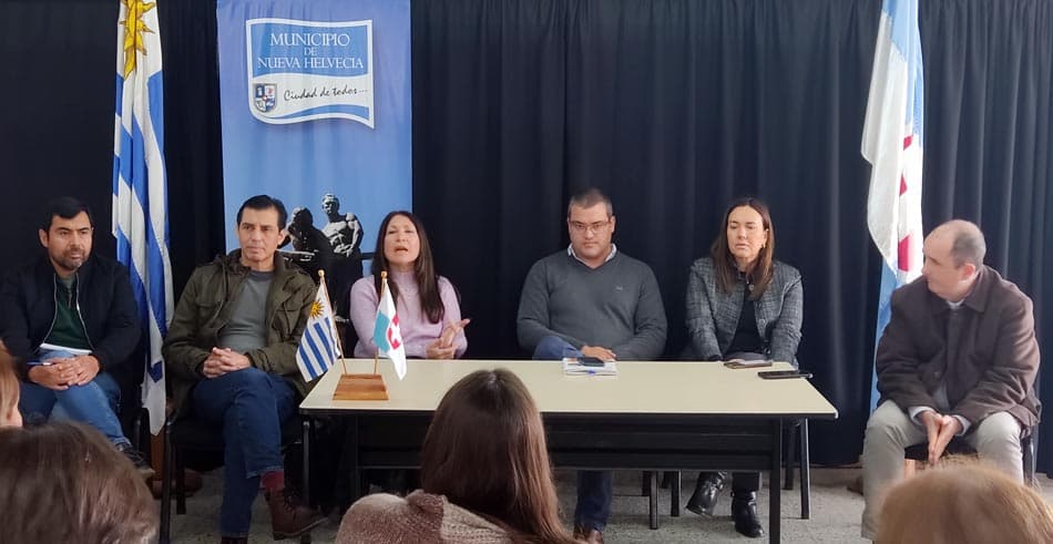 Alcaldes de Chile visitaron Nueva Helvecia: experiencias