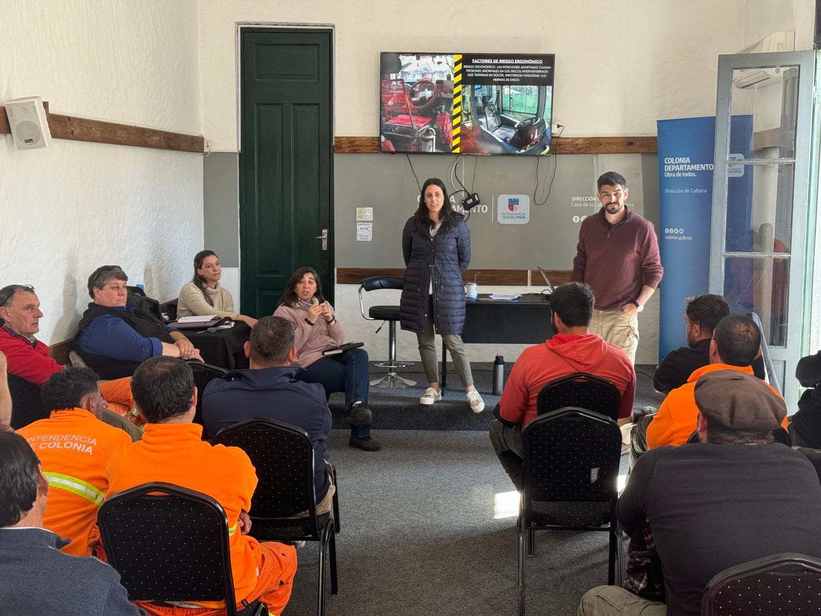 Curso de manejo seguro para choferes de camiones recolectores y maquinistas de la Intendencia - 2ª edición