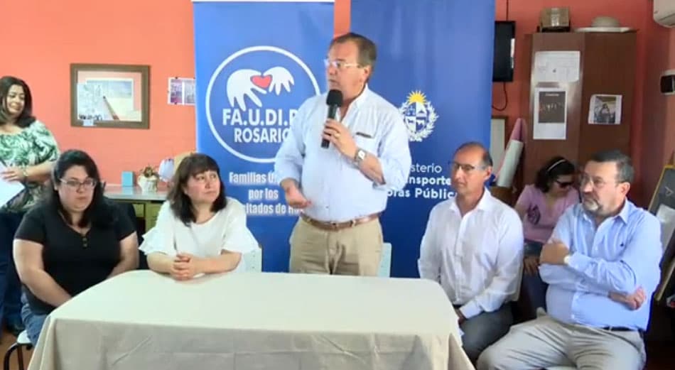 Falero firmó convenios y participó en la inauguración de nuevas obras en Colonia