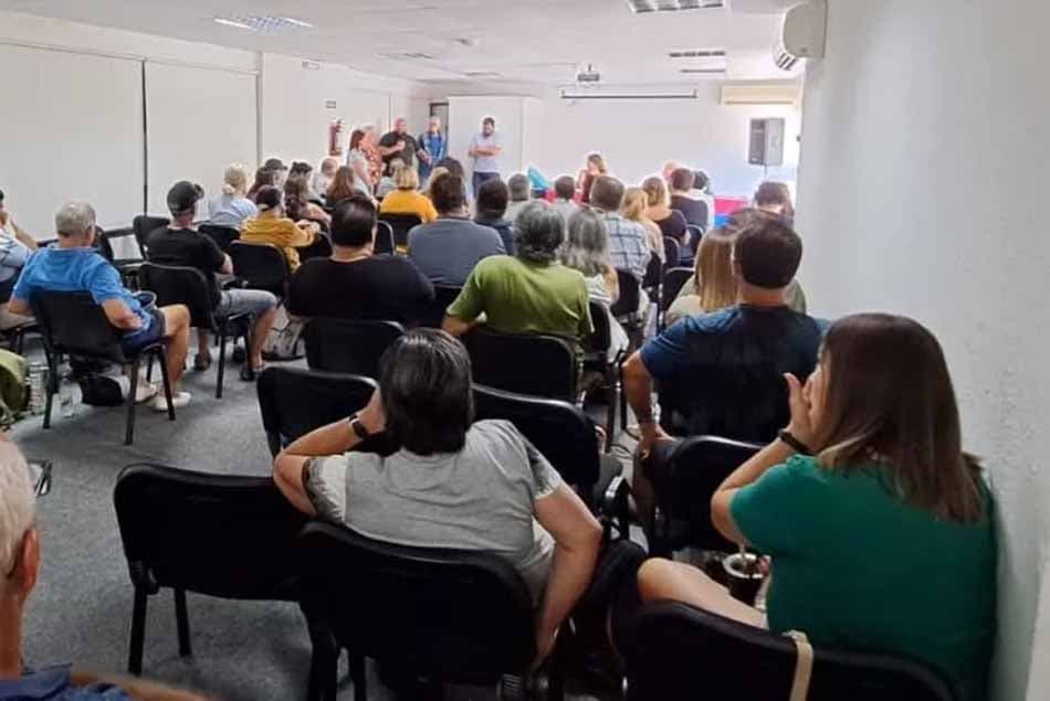 El Frente Amplio de Colonia aprobó sus candidatos a la Intendencia