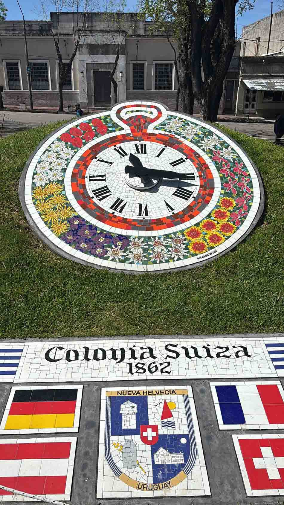 Municipio de Nueva Helvecia: situación del Reloj de Flores