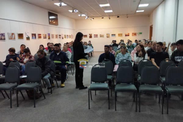 San José: carné de manipulación de alimentos en junio