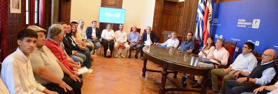 Rodríguez firmó con Municipios la Planificación Operativa Anual 2026