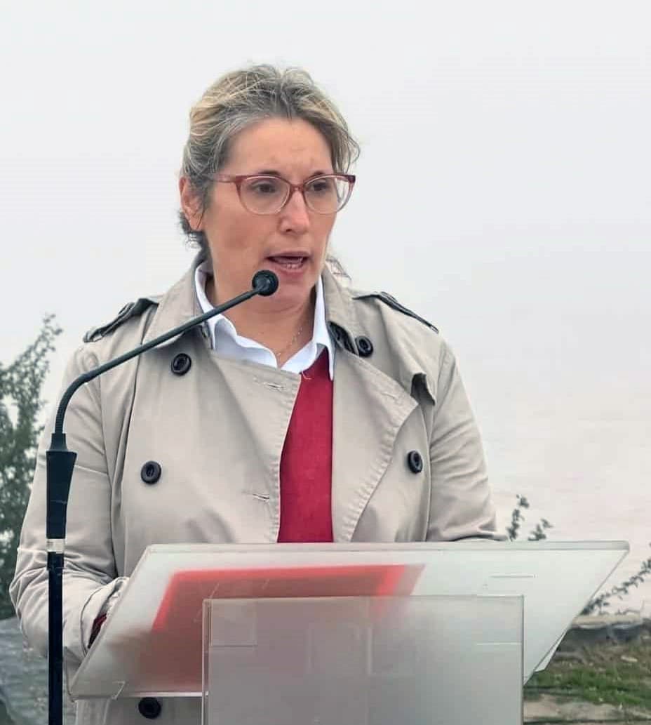Malvina Sarett representó a la Junta Departamental en el acto por el 196.º aniversario de la Jura de la Constitución