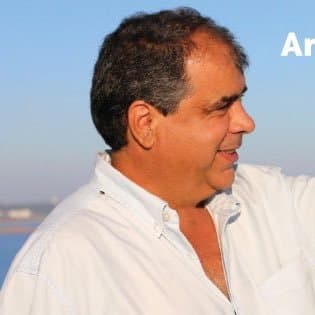 Diputado Blás planteó levantar cuarentena a los uruguayos vacunados que reingresan al país