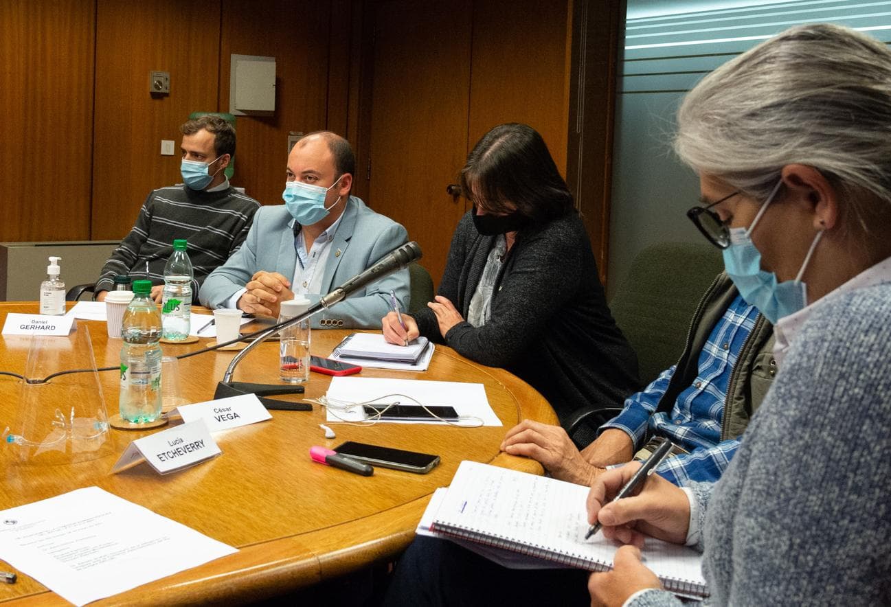Colector subacuático: "nunca existieron omisiones por parte de Uruguay"