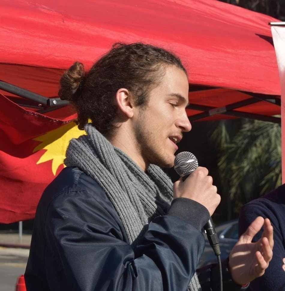 "De arriba hacia abajo. Municipios y representación" Por Manuel Calvo
