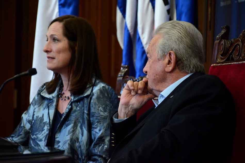Intendente Moreira recibió a Heide B. Fulton Embajadora de Estados Unidos