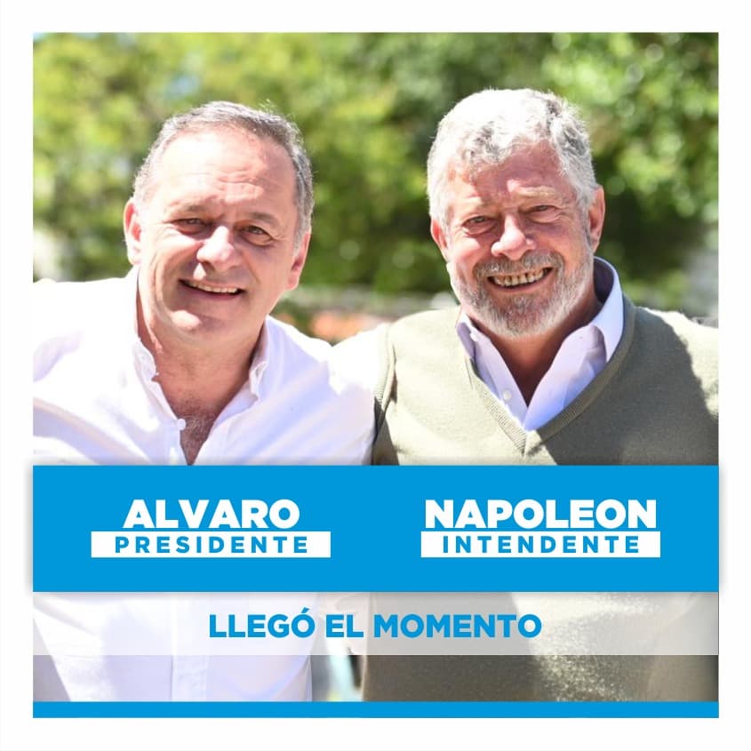 Napoleón junto a Delgado en actividad en Tomas Bell