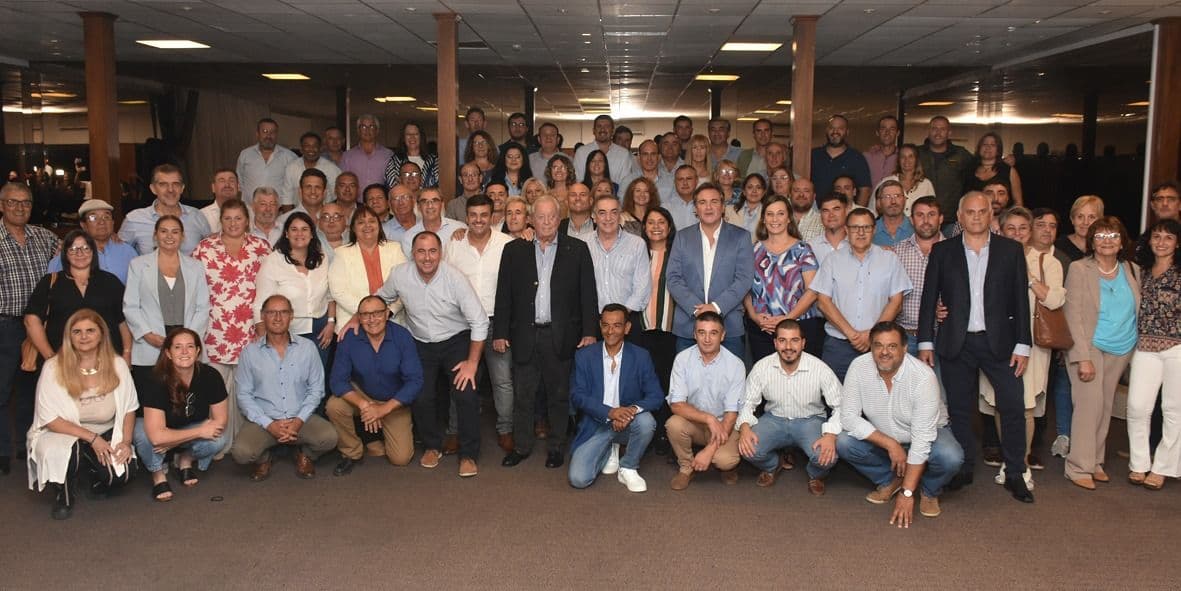 Guillermo Rodríguez reunió a candidatos a Alcalde de todo el departamento