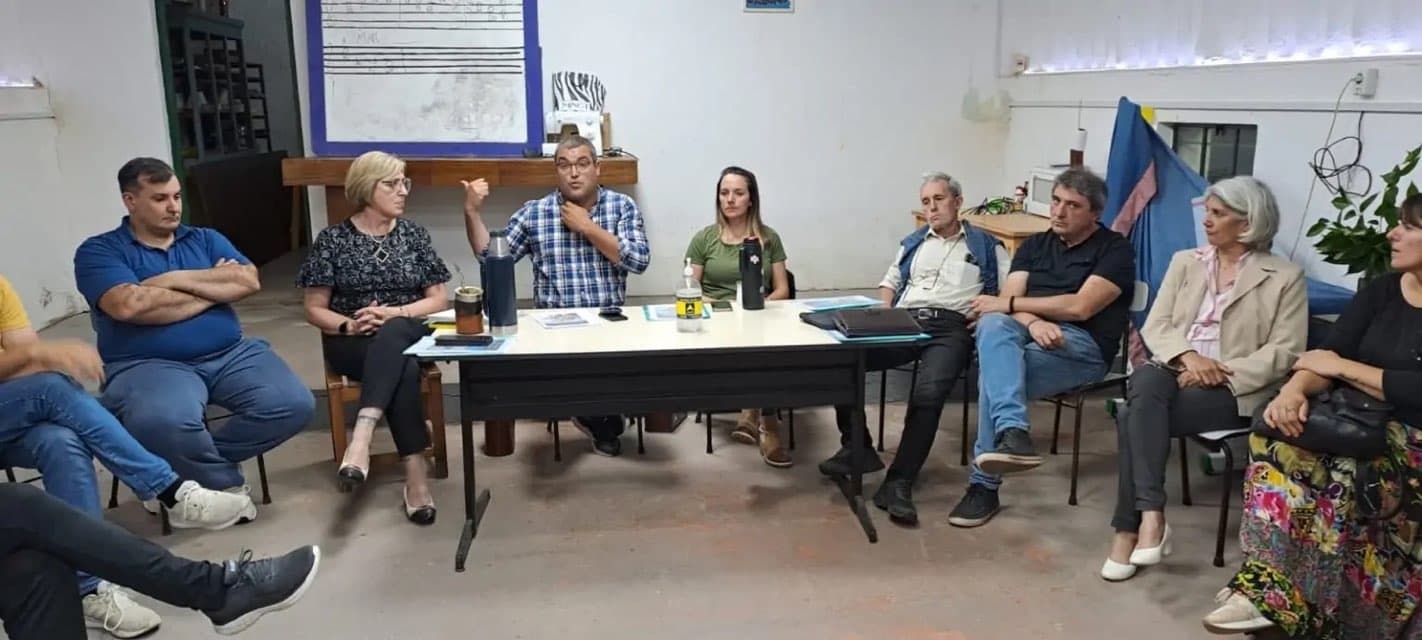 El Municipio de Nueva Helvecia sesionó en el Barrio La Estación para recoger propuestas vecinales