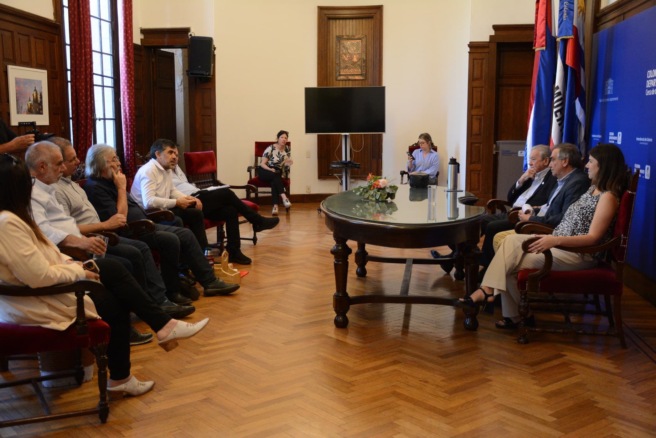 Intendente recibió en Colonia a la Comisión de Vivienda y Ordenamiento Territorial del Senado para abordar la problemática habitacional