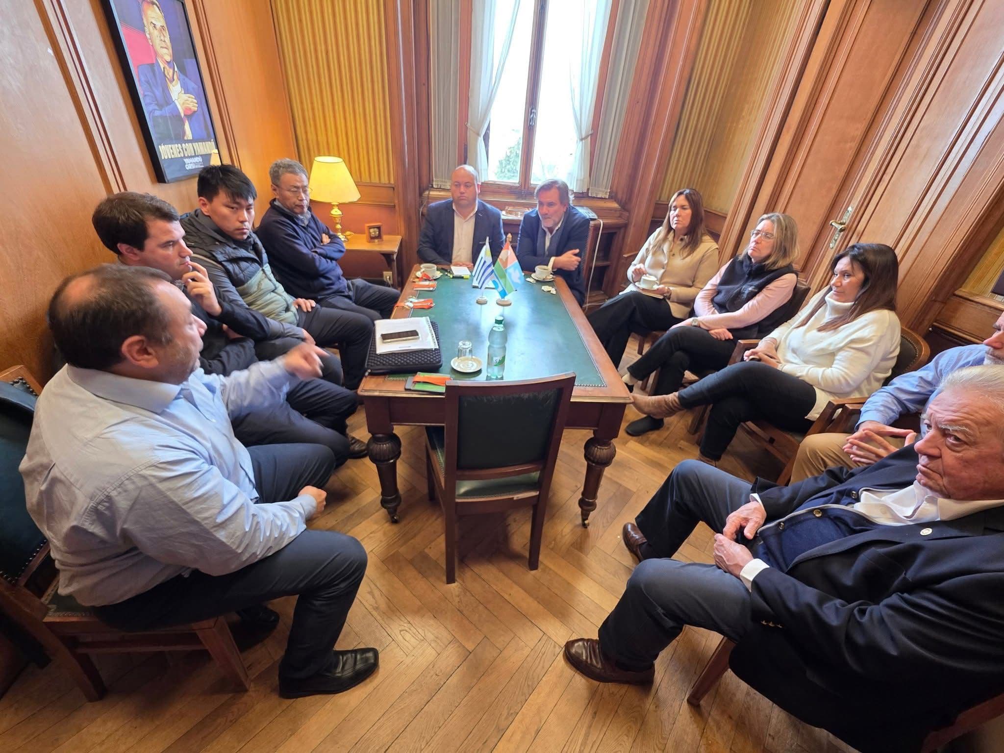 Legisladores de Colonia se reunieron con representantes del Matadero Rosario