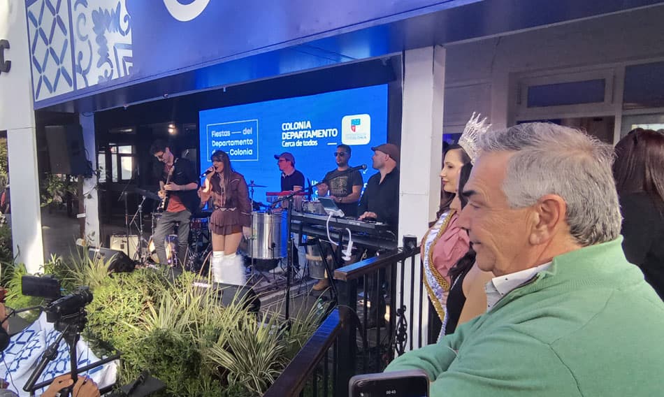 Colonia presentó sus fiestas tradicionales durante la Expo Prado 2025