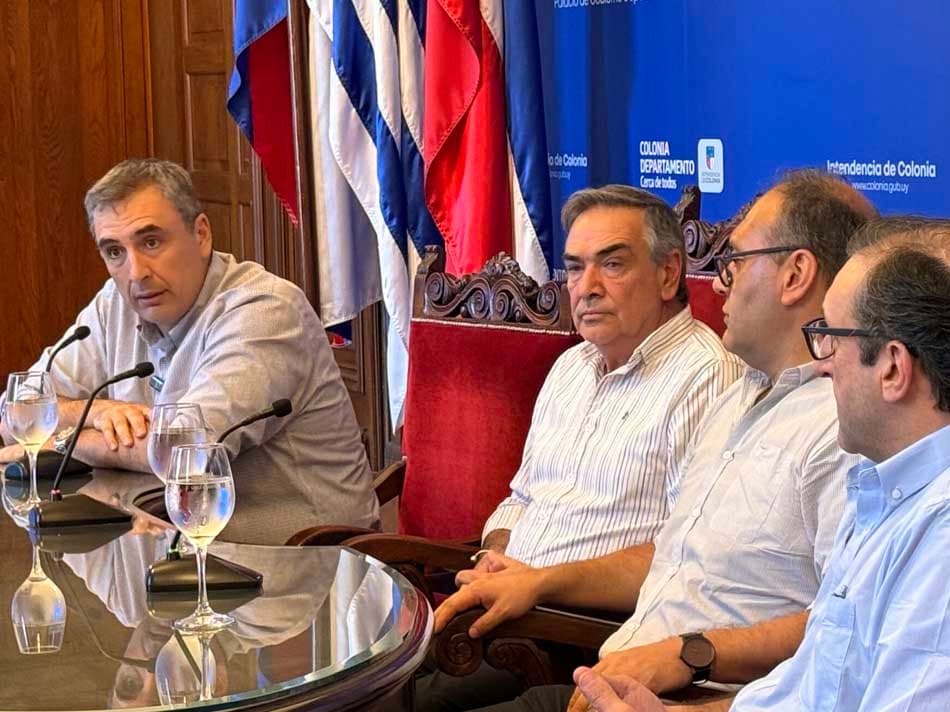 OSE y el Intendente de Colonia anunciaron avances en obras de saneamiento para Juan Lacaze